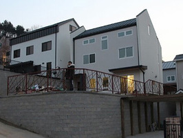 용인 BUZZ HOUSE